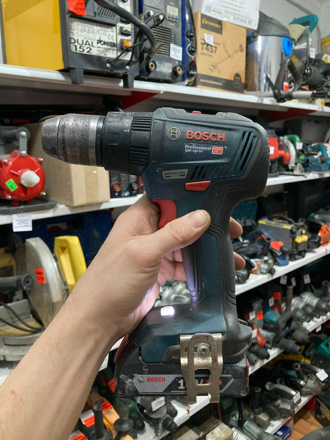 Дрель-шуруповерт Bosch GSB 18V-50