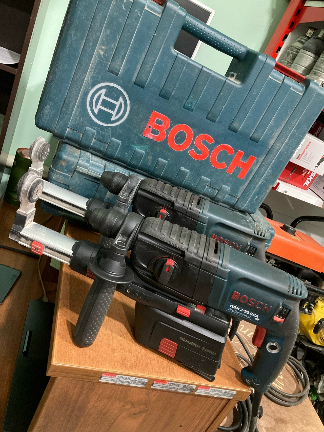 Перфоратор Bosch GBH 2-23 REA Professional