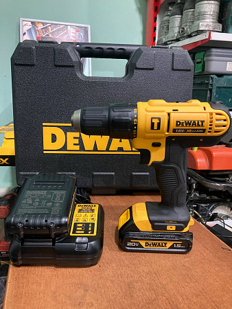дрель-шуруповерт dewalt dcd776s2
