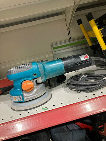 эксцентриковая шлифовальная машина makita bo6040